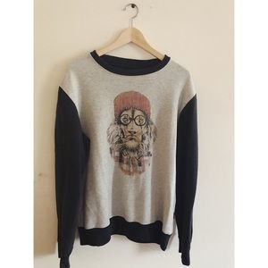 Lion Crewneck
